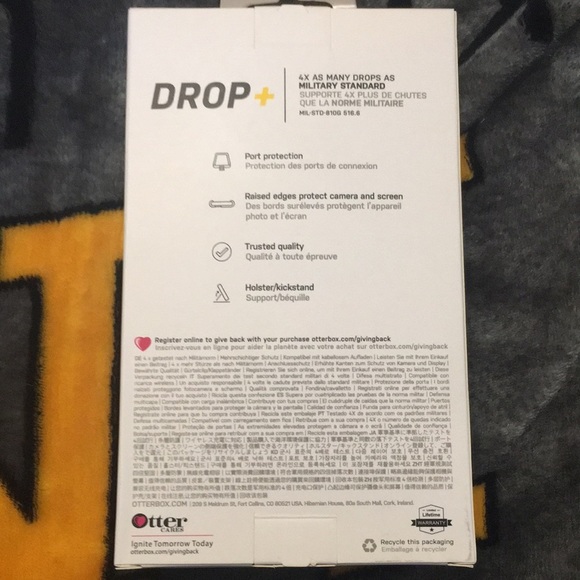 Samsung A20/30 OtterBox Defender Black - Picture 2 of 2